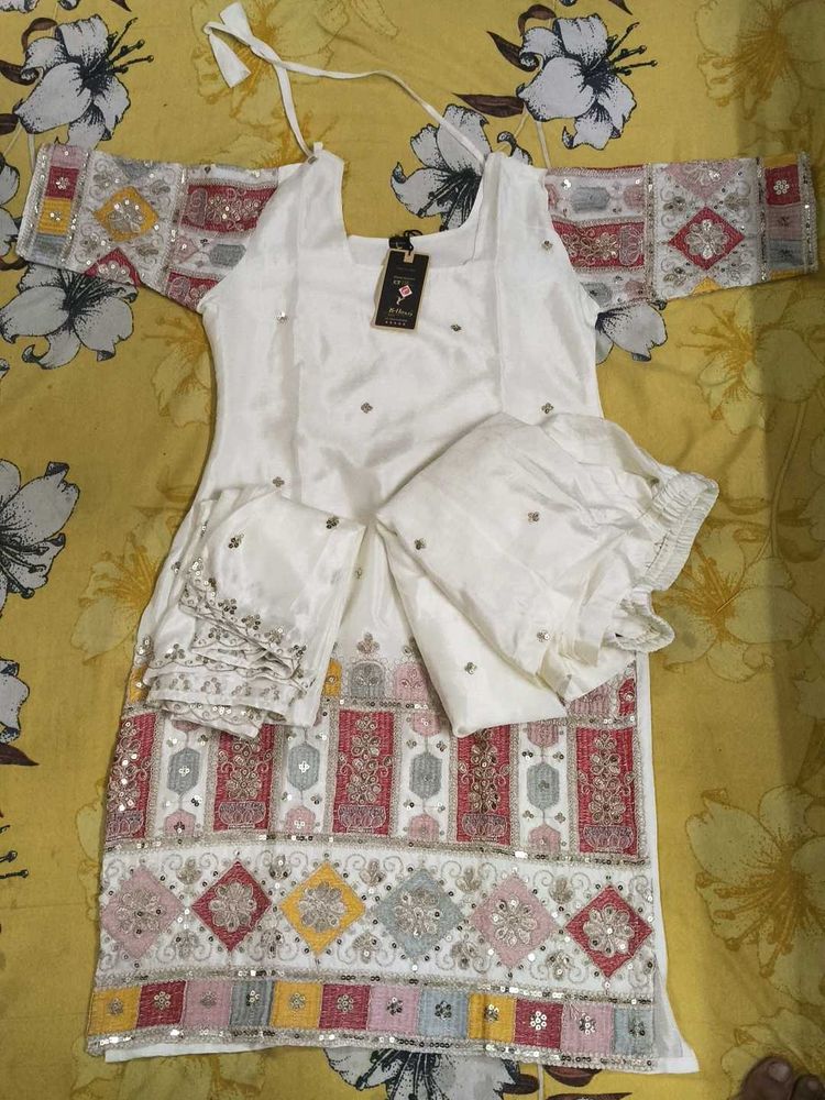 Elegant Embroidered Kurta Set