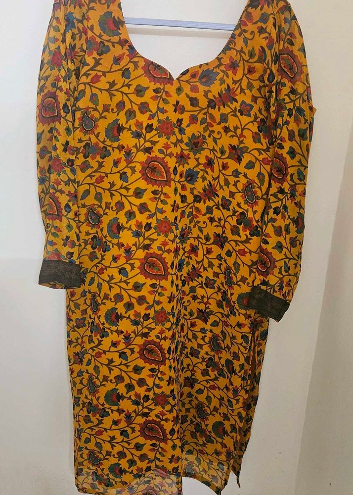 Tailored Floral Print Kurta