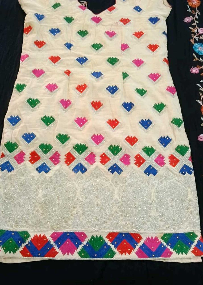 Embroidered Kurta with Multi-color Motifs