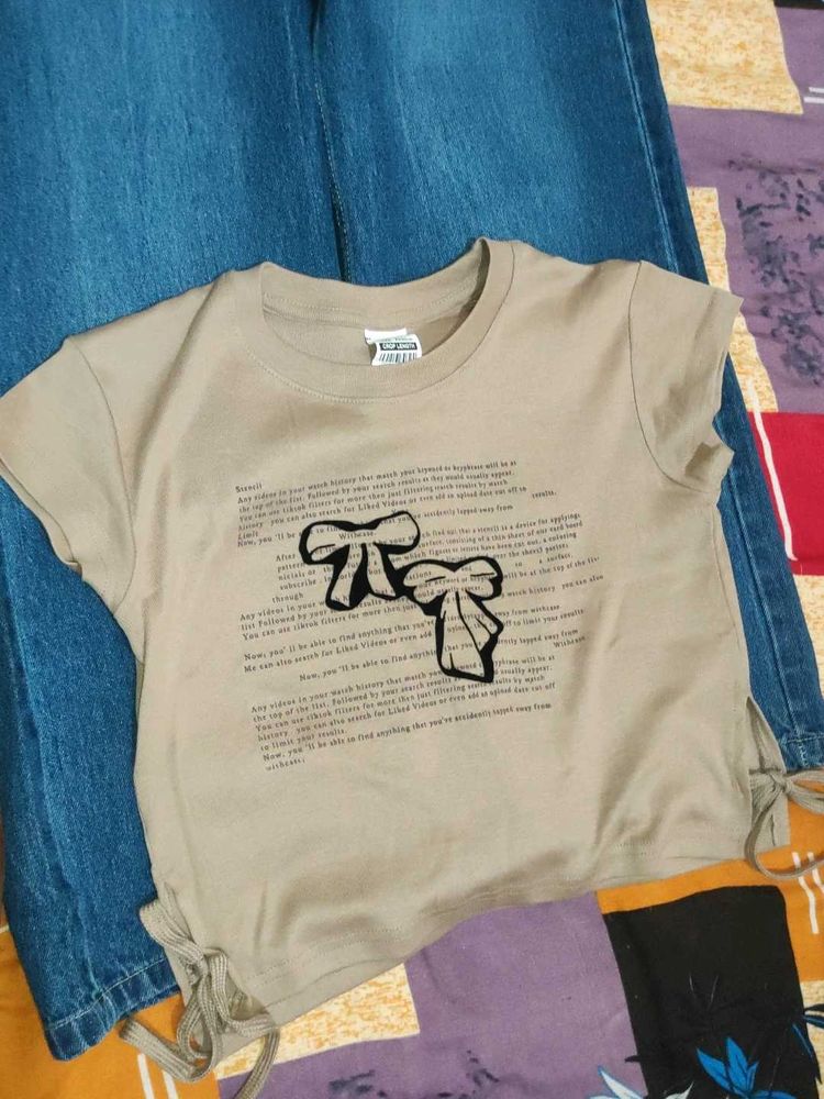 Cute Bow Graphic T-Shirt