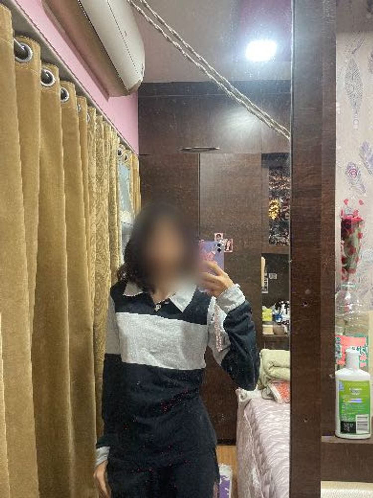 Stylish Black &amp; White Top