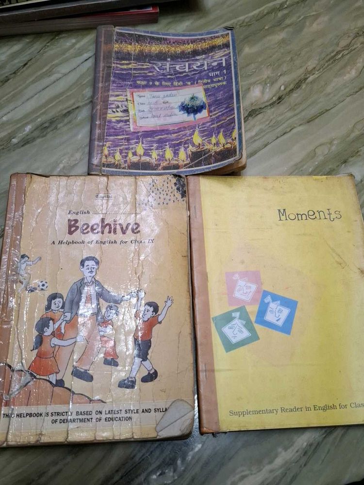 3 Used English &amp; Hindi Textbooks