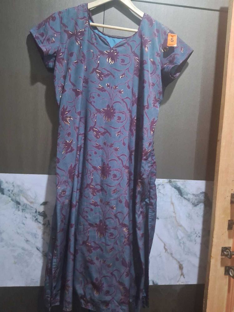 Beautiful Floral Print Kurta