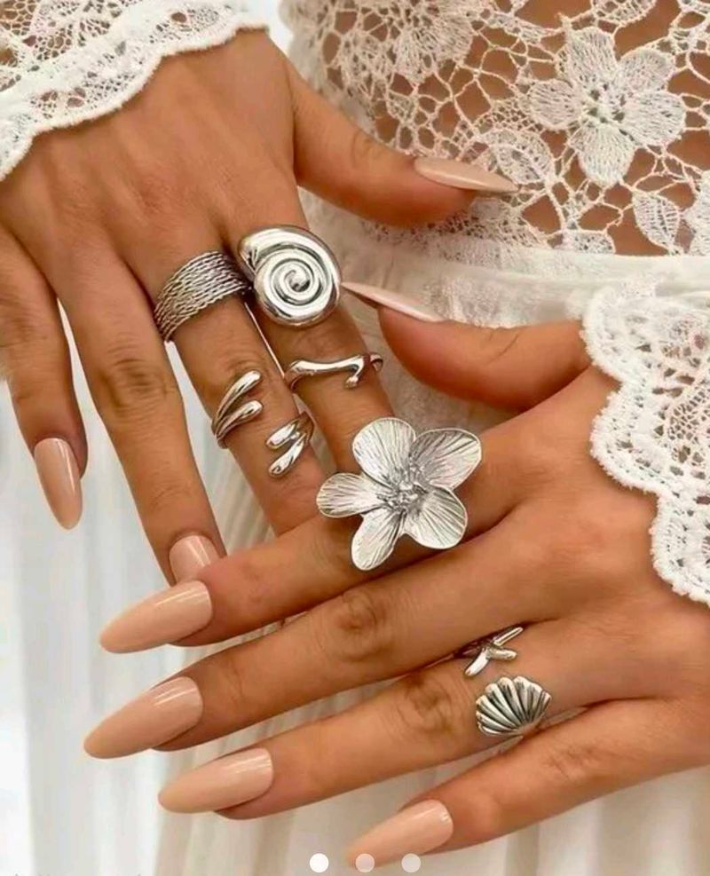 Flower rings set