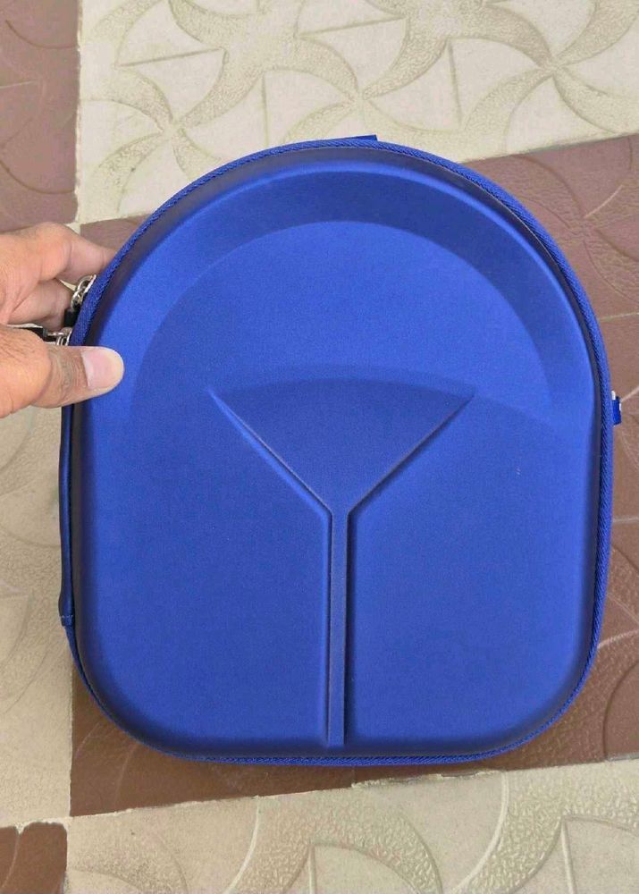 Geekria Shield Headphones Case (Blue) – like new