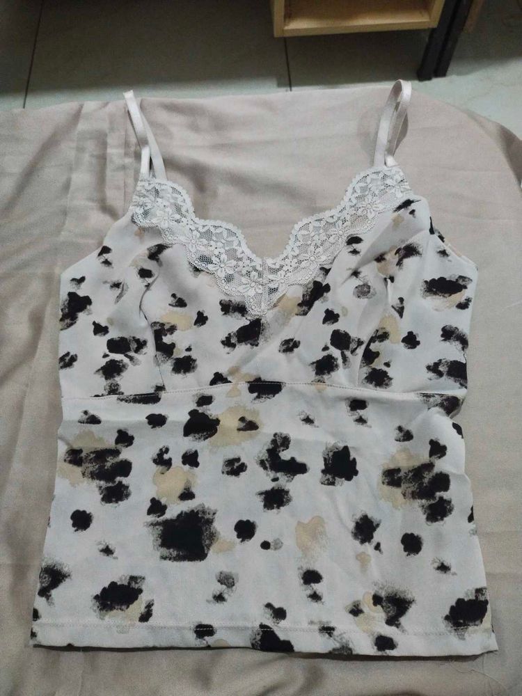 Stylish Cami Top with Lace Trim