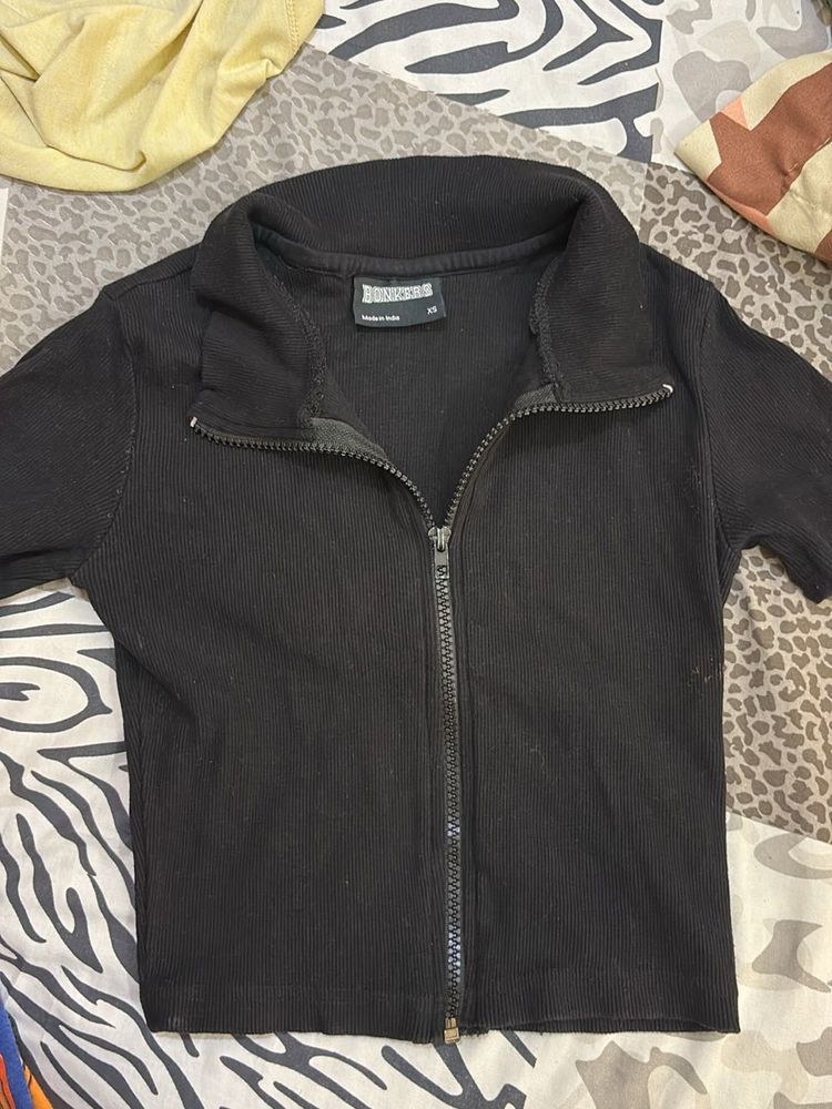 Black Zip-Up Ribbed Crop Top