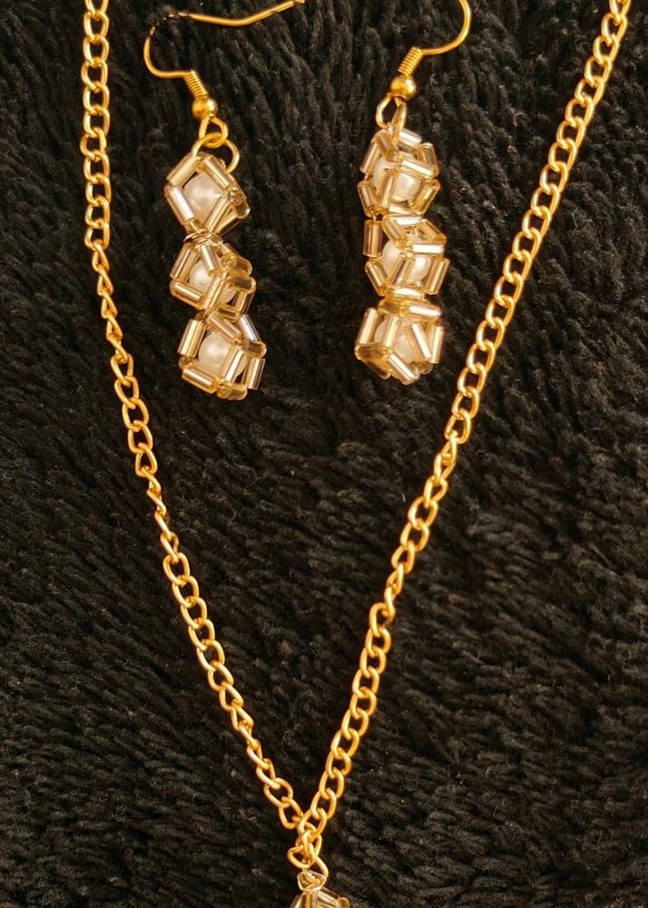 Gold Chain &amp; Cube Bead Jewelry Set
