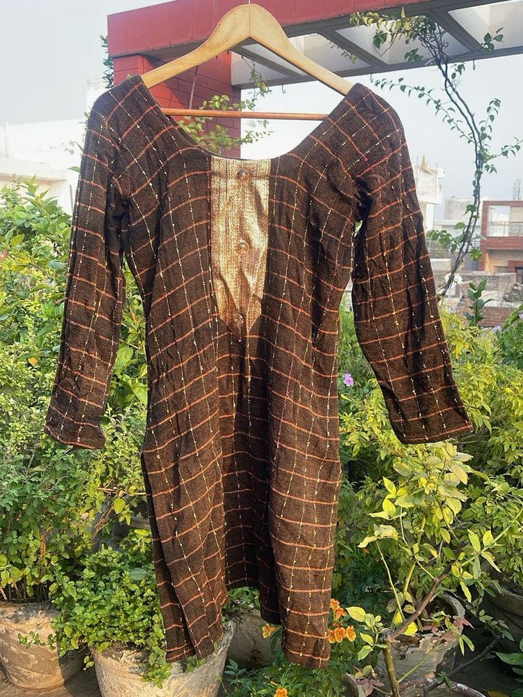 Elegant Brown Checkered Kurta