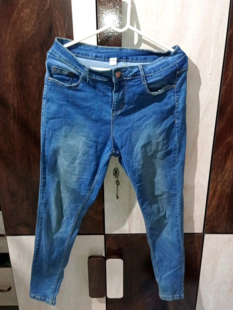Women jeans
