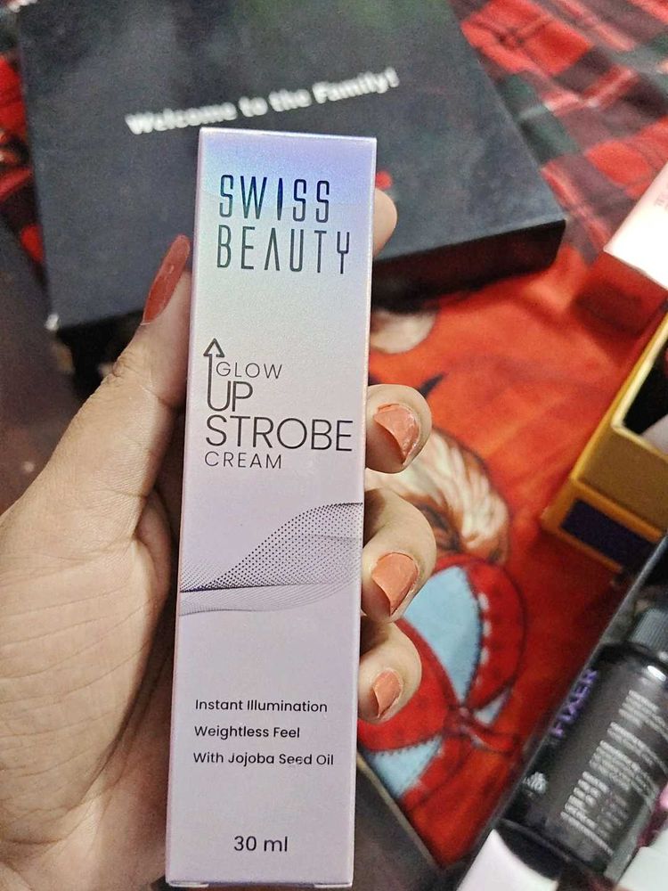 Swiss Beauty Glow Up Strobe Cream