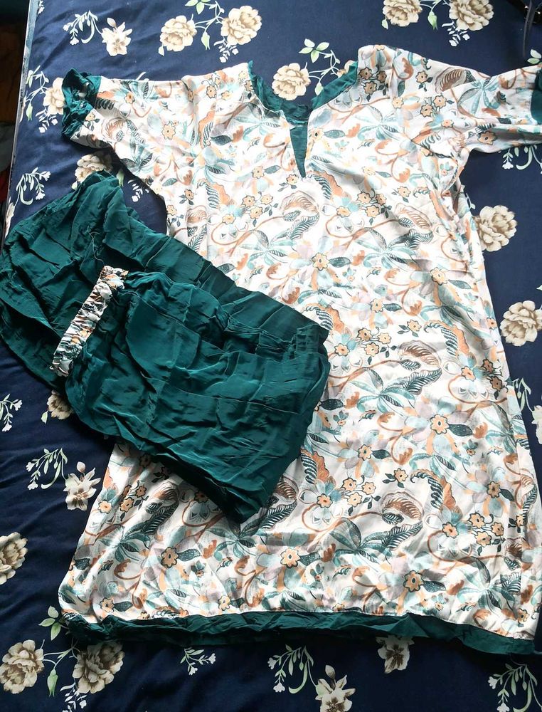 Elegant Floral Print Kurta Set