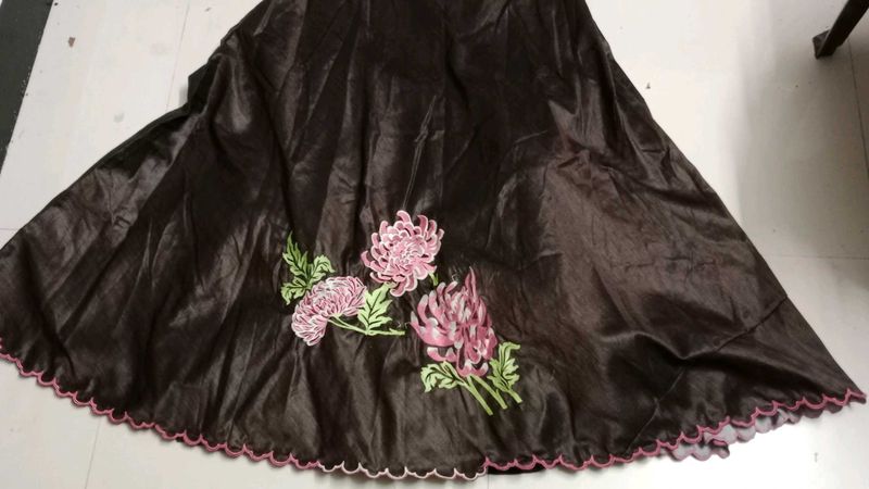 brown embroidery skrit