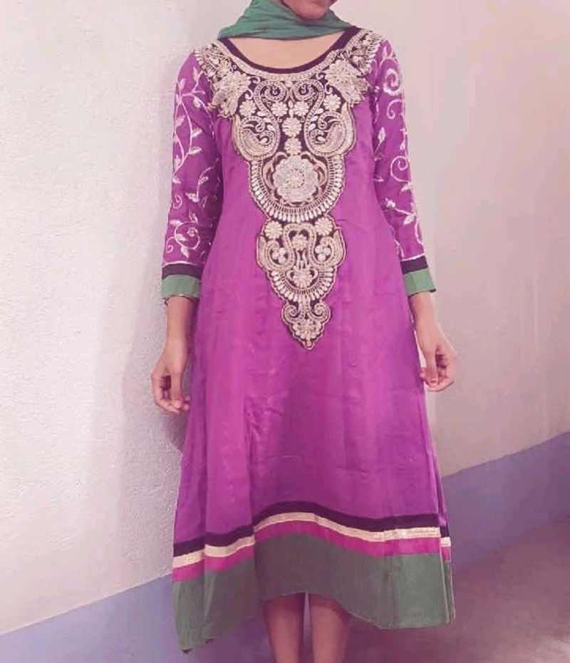 Beautiful Embroidered Kurta Set