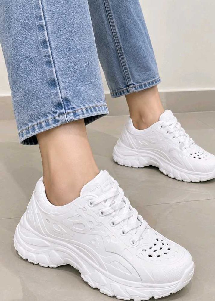 Stylish White Chunky Sneakers