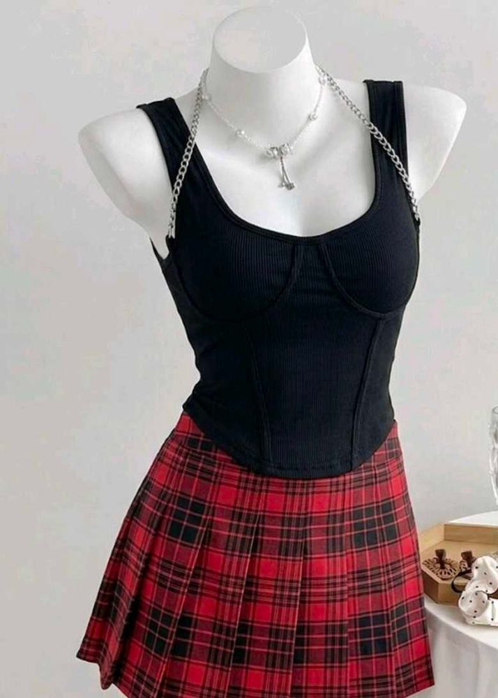 JAPANESE Red pleated skirt🎀