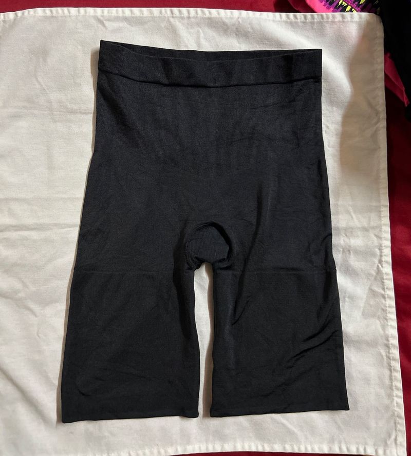 Black Shaping Shorts