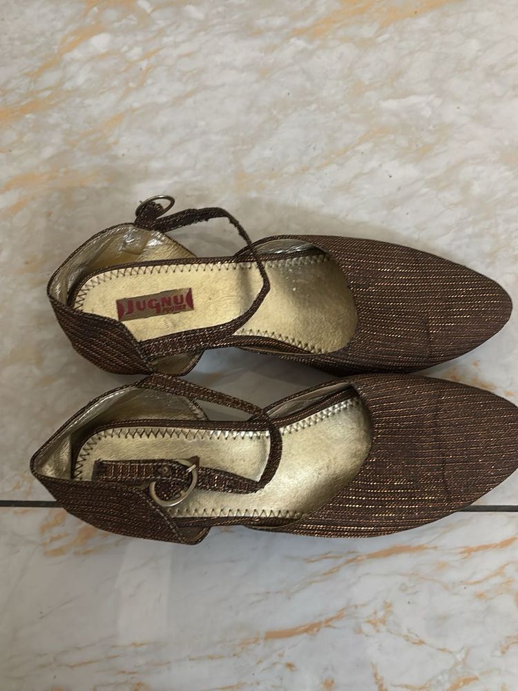sparkle Brown like new Ballet Flats