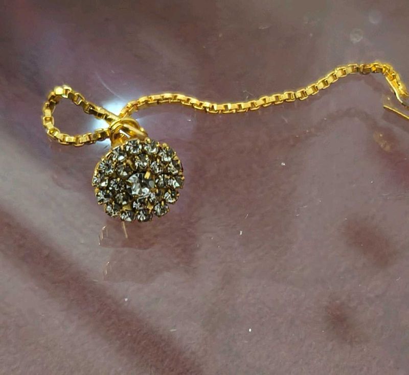 Dazzling Rhinestone Maang Tikka