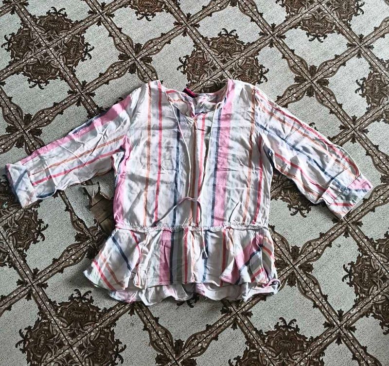 stylish multi color top