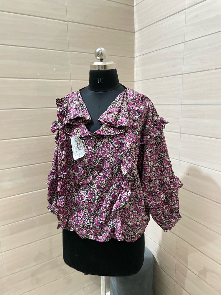 Oversized Floral Print Ruffle V-Neck Top