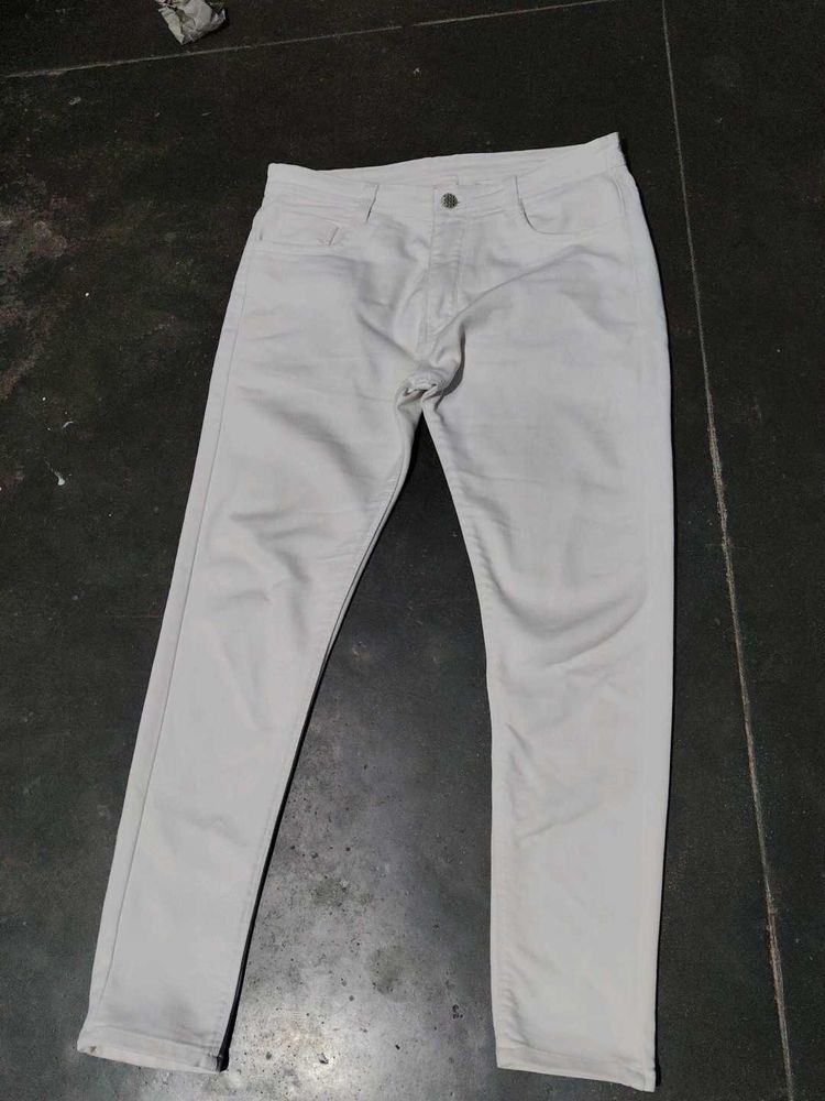 woMen's Jeans. white 🤍🤍