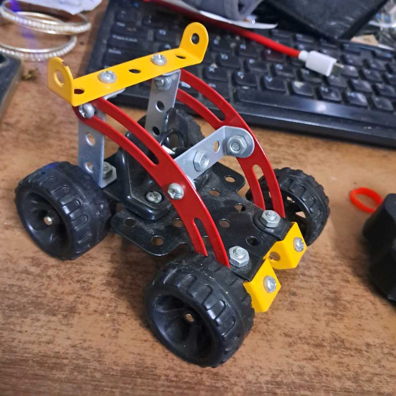 Mechanix Monster Buggy