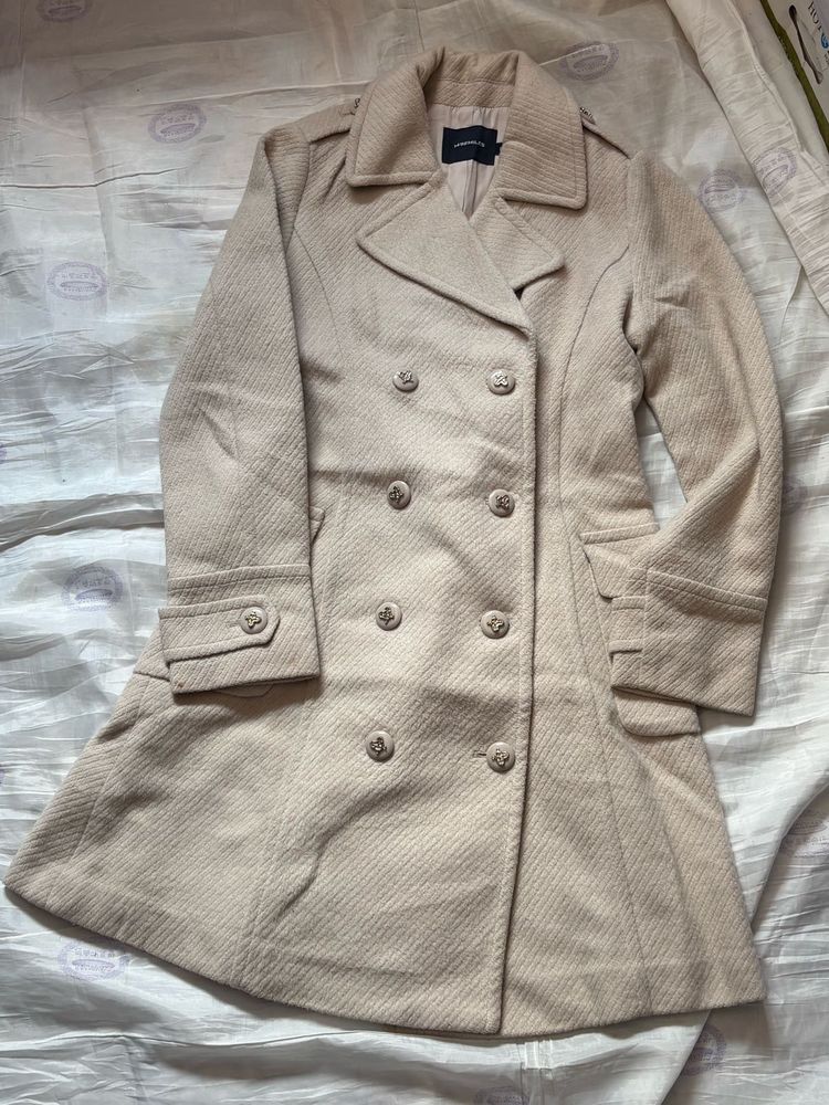 Elegant Double-Breasted Beige Coat