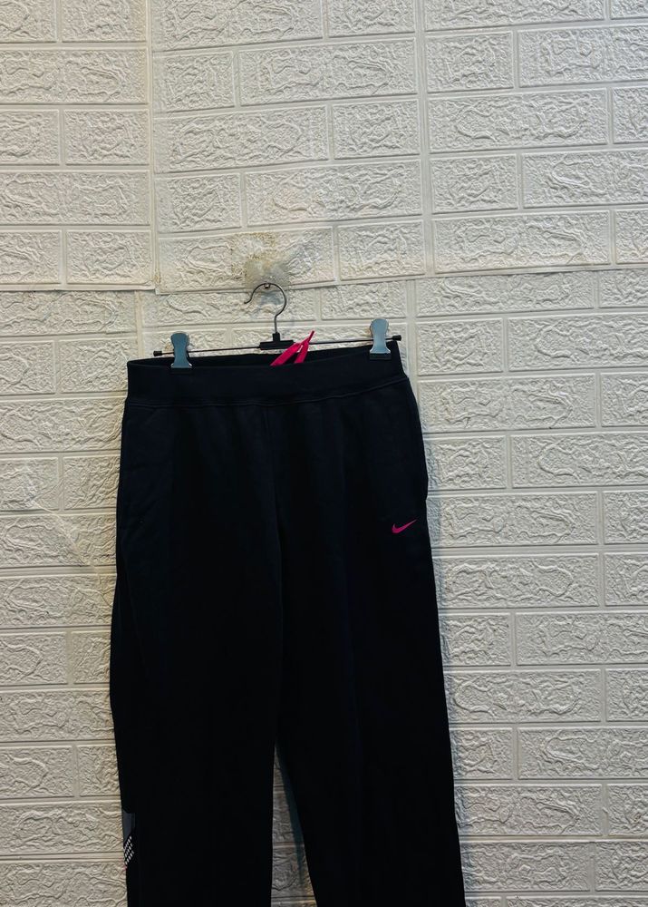 🇦🇺 Nike imported Track Pants