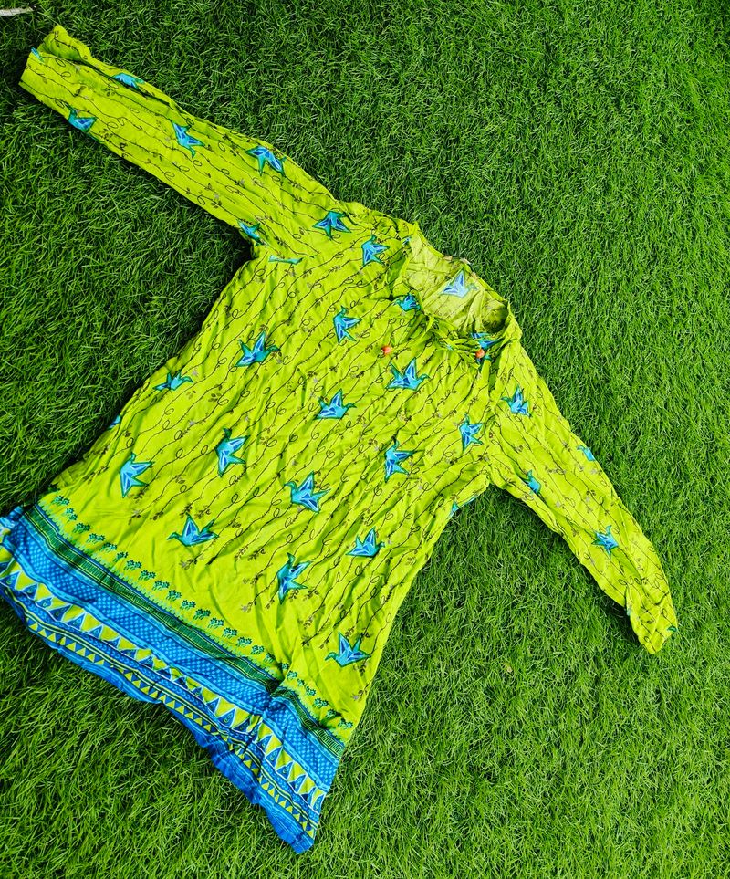 Flourescent green 💚 tunic with blue origami birds