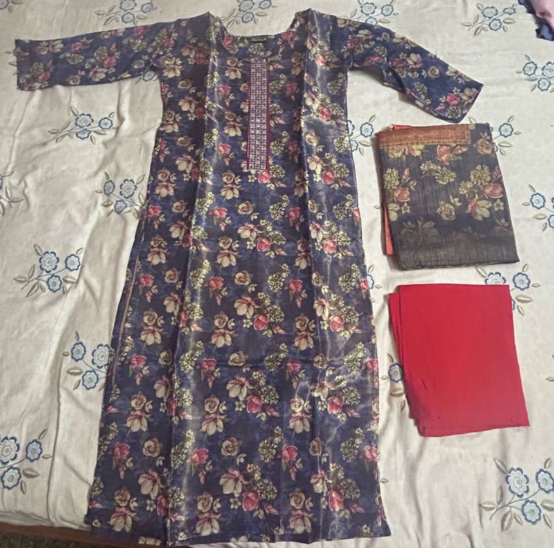 Beautiful Floral Kurta Set