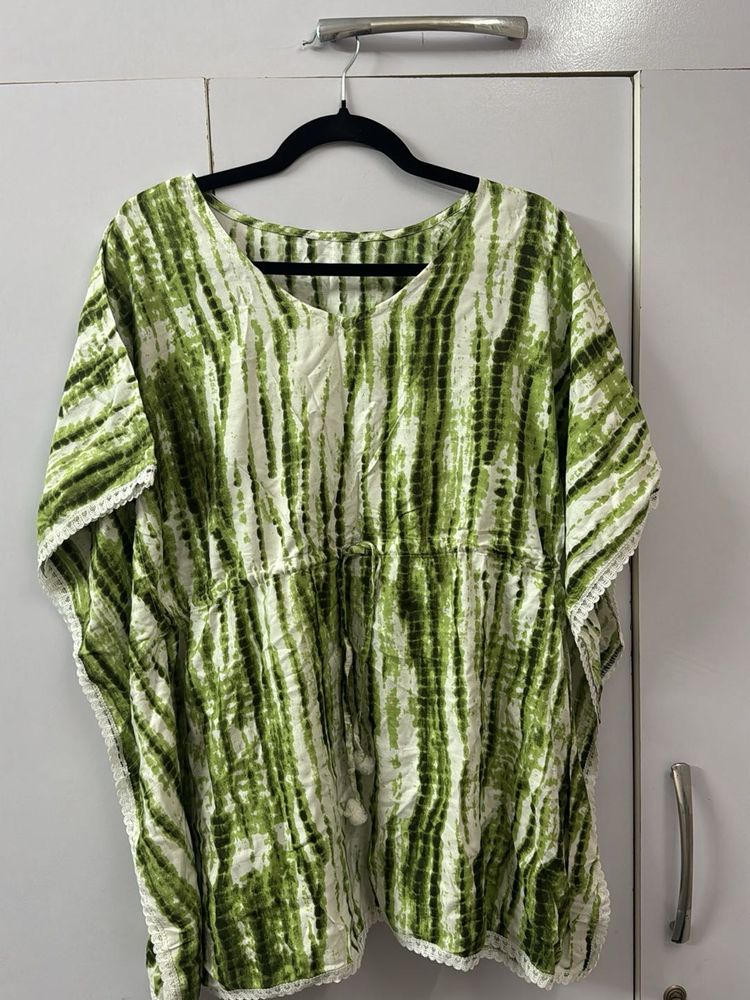 Green &amp; White Tie-Dye Kaftan