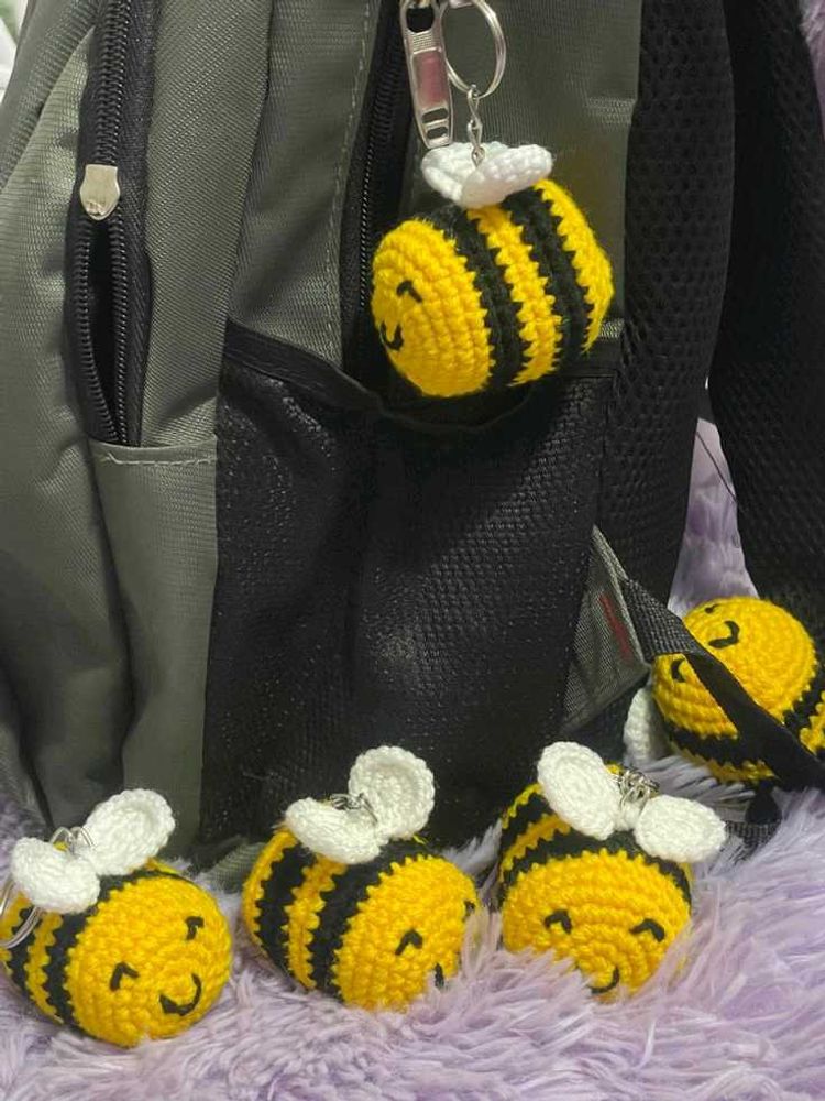 Cute Crochet bee🐝 Keychain