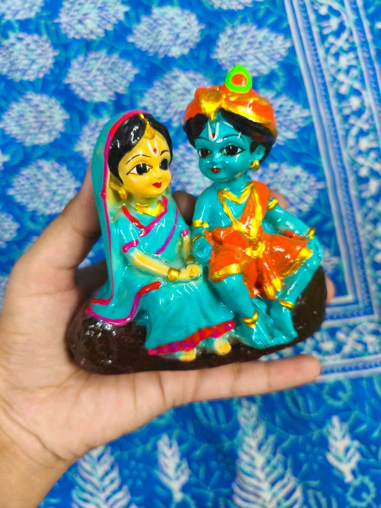 Beautiful Radha Krishna Idol – Hand-Painted Decora