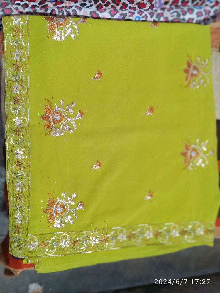 New Saree With Blouse Piece
