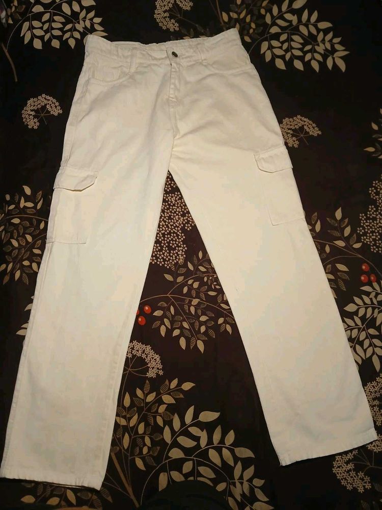 Trendy off white Cargo Pants