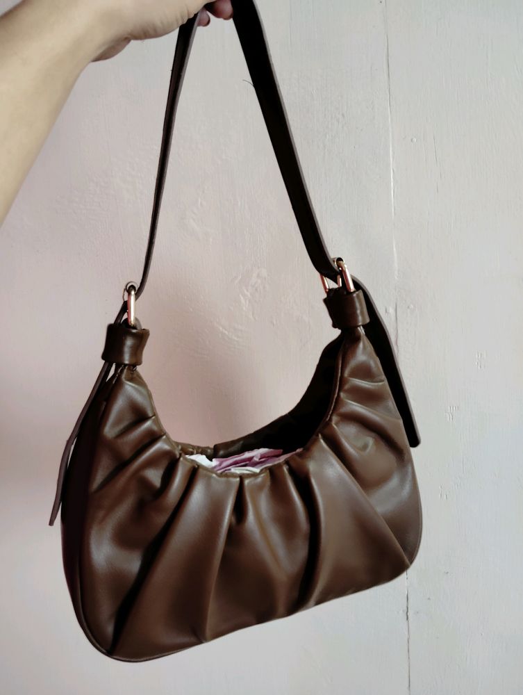 Women's Baguette Pleated Handbag