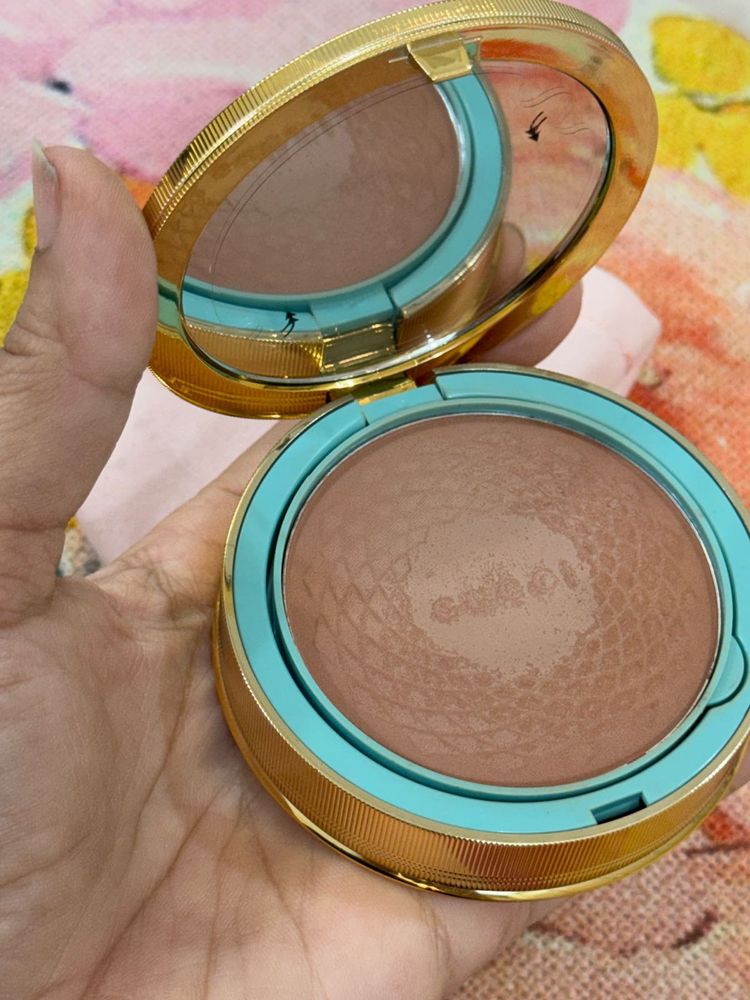 FLASH SALE🔥Gucci Bronzer - 04 (Used twice)
