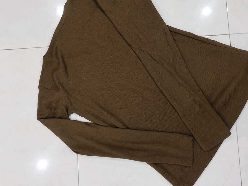 brown long sleeve top
