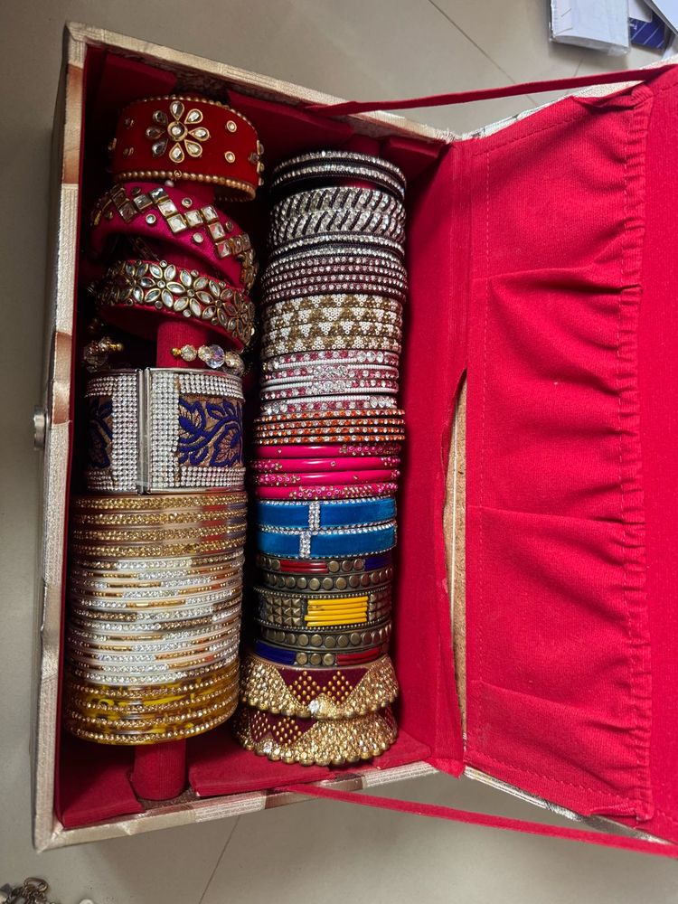 Assorted Bangle Set of 17 with Box