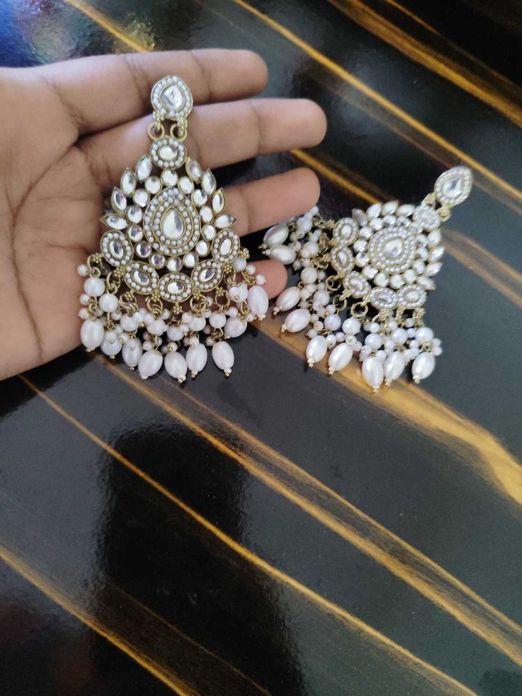 Exquisite Pearl &amp; Crystal Dangler Earrings