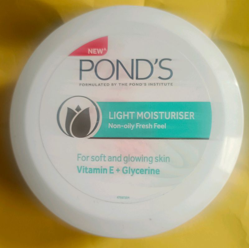 Pond's Light Moisturizer