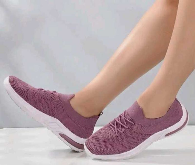 Women Purple sneakers  👟