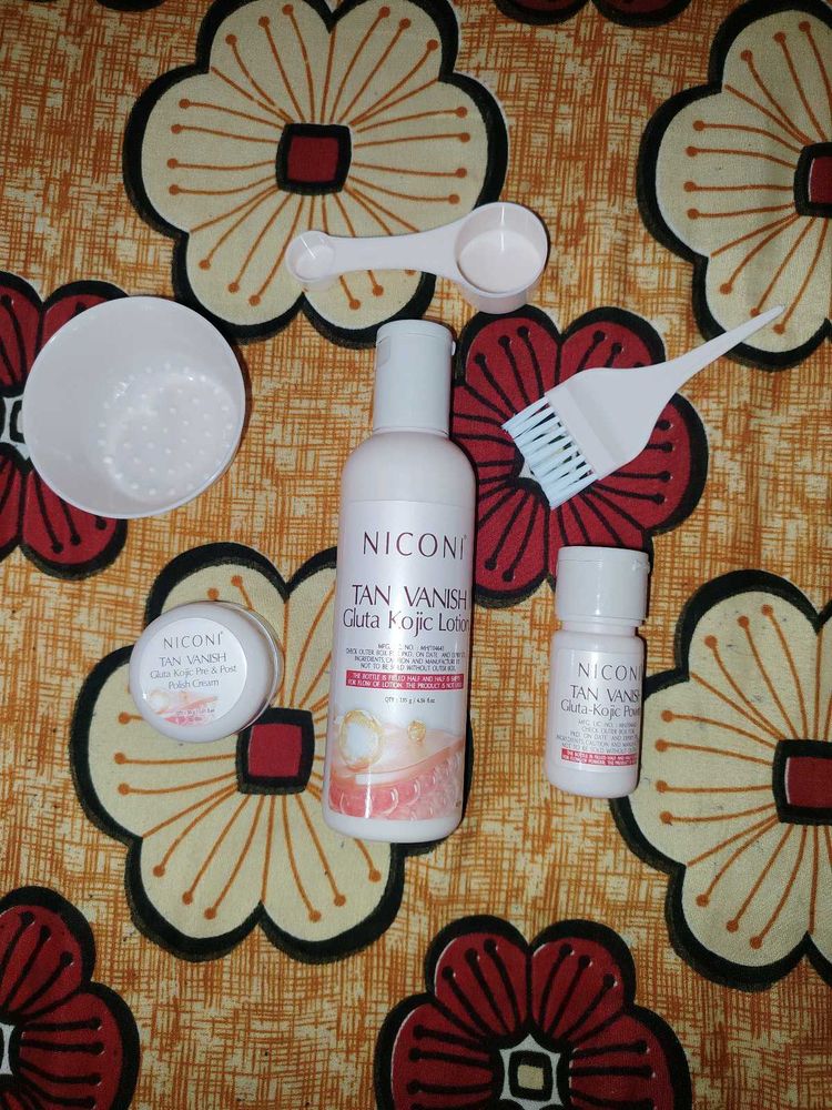 Niconi Tan Vanish Kojic Lotion Fully Seal Packed
