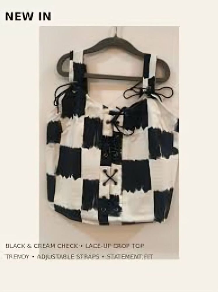 Trendy Black &amp; Cream Check Lace-Up Crop Top