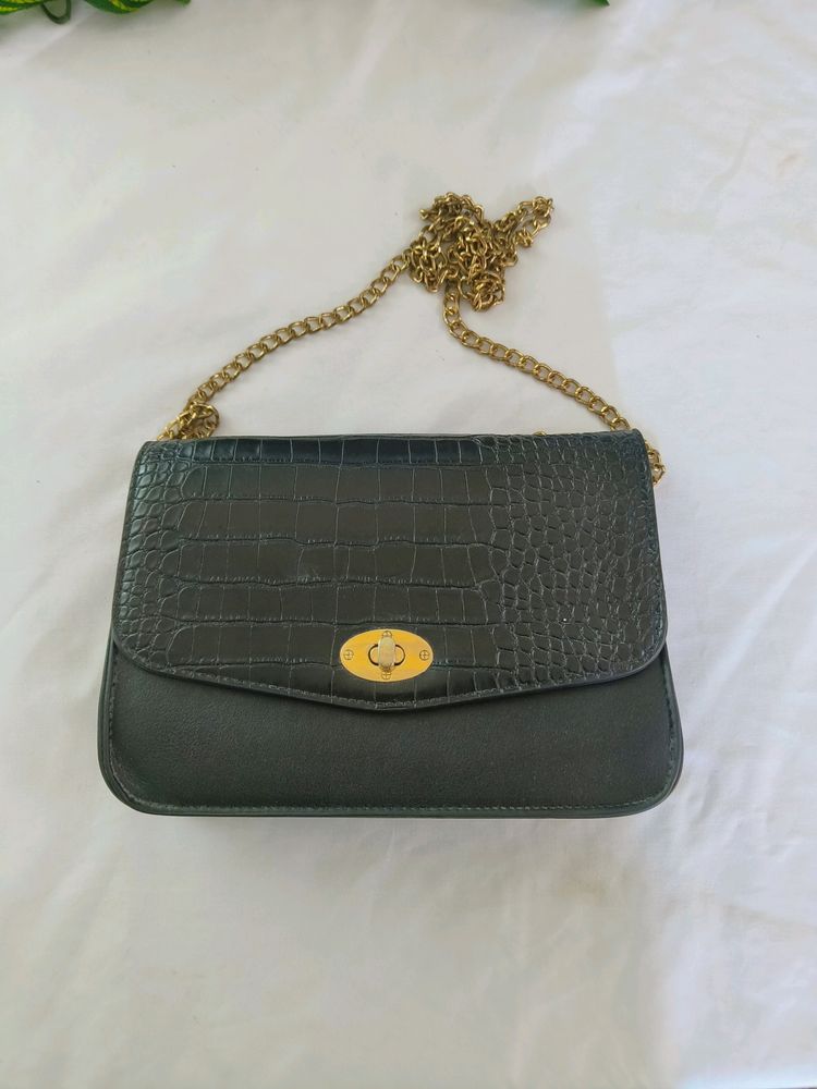 Black Casual Sling Bag (Women's)