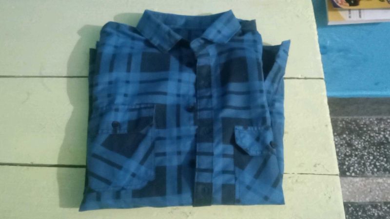 Blue Plaid Men's Shirt. medium size