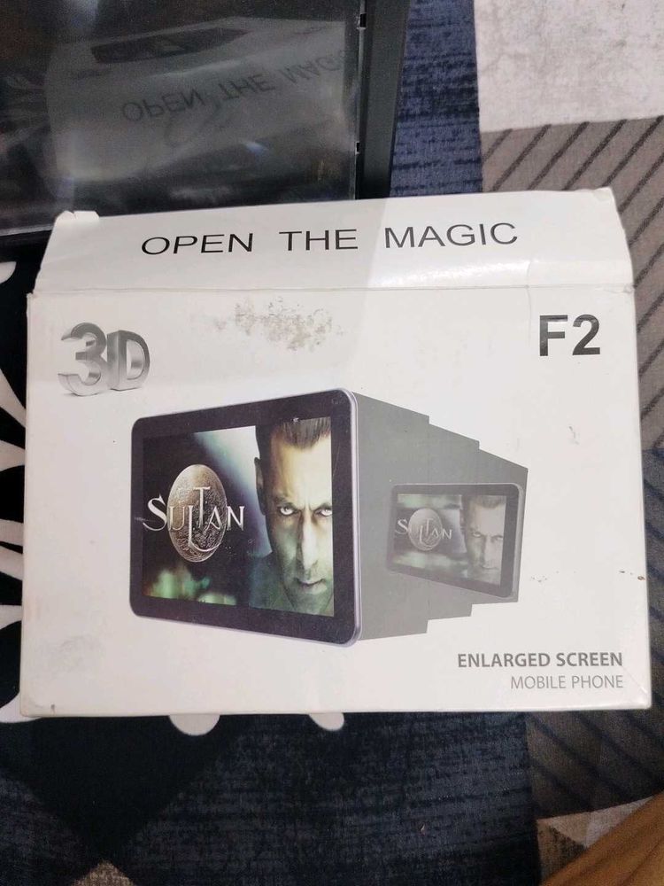 3D Mobile Screen Magnifier