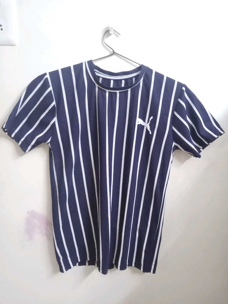 Puma Striped T-Shirt for Sports and Daily Use