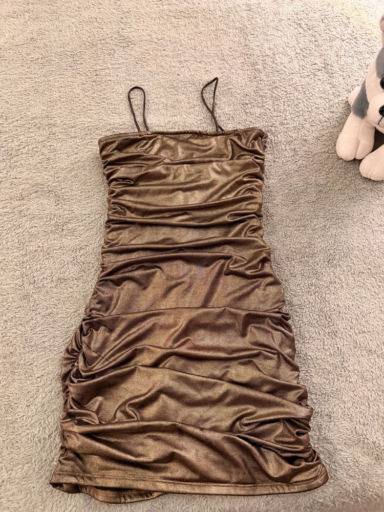 Metallic Ruched Mini Dress♨️